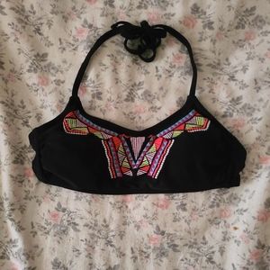 Xhilaration Medium Juniors swim top